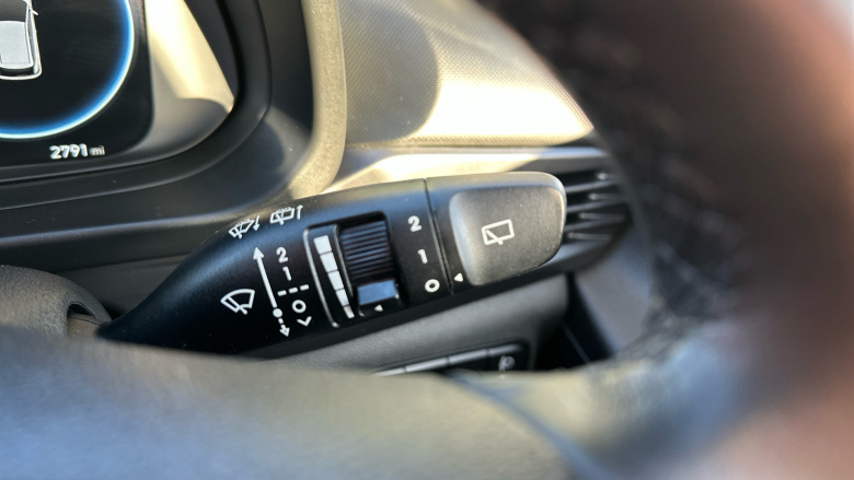 Hyundai i20 1.0T GDi 48V MHD SE Connect 5dr Petrol Hatchback